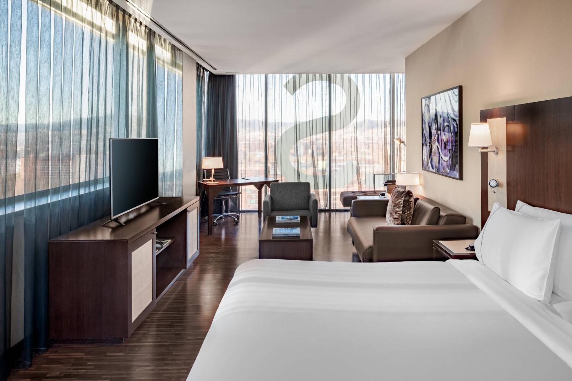 Ac Forum By Marriott Hotel