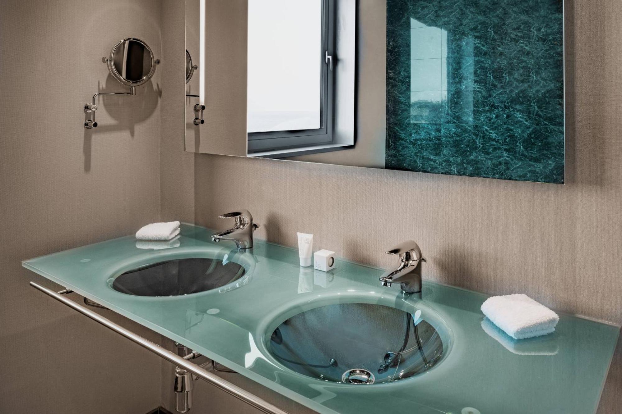 Hotel Ac Forum By Marriott 4*