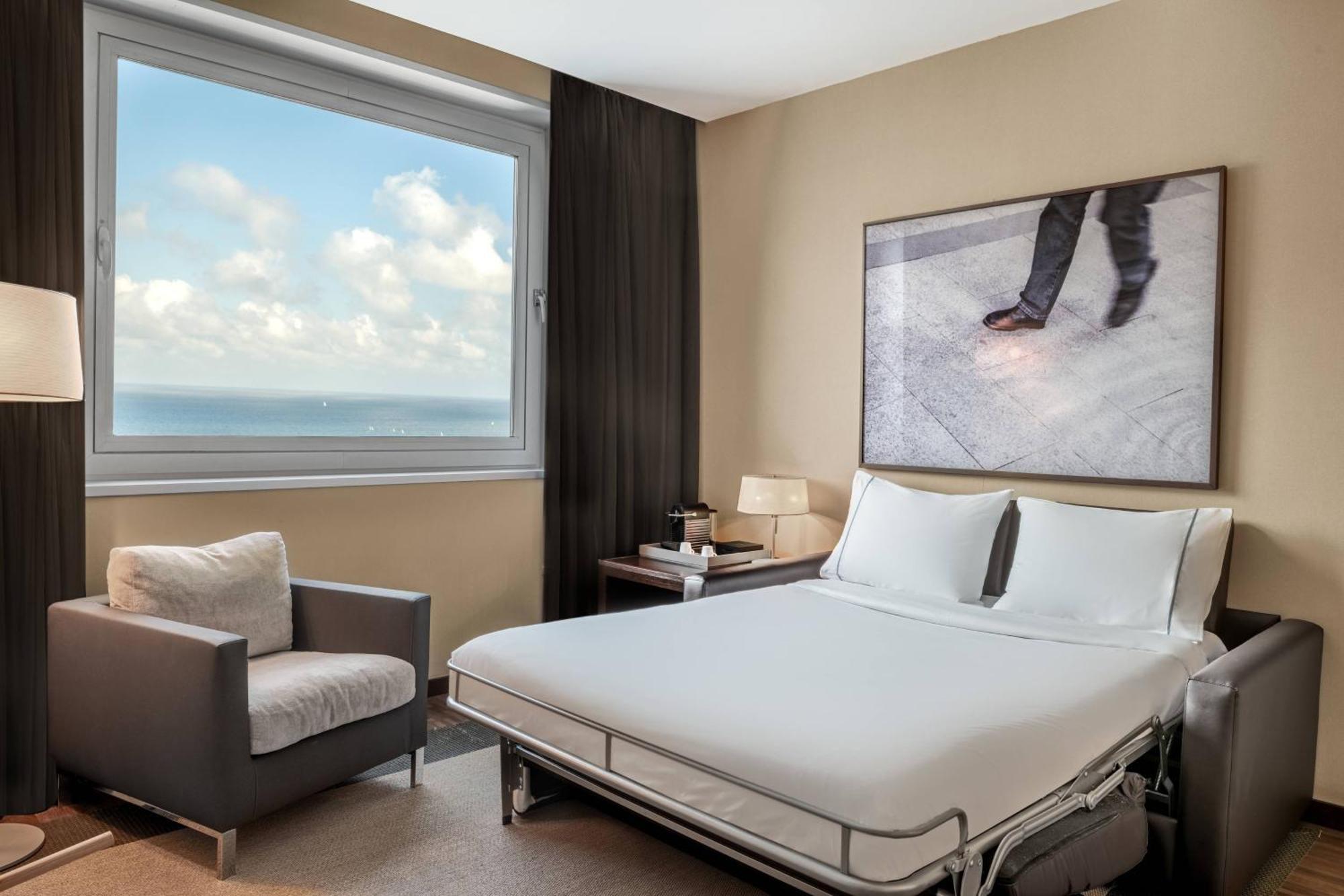 Hotel Ac Forum By Marriott 4*