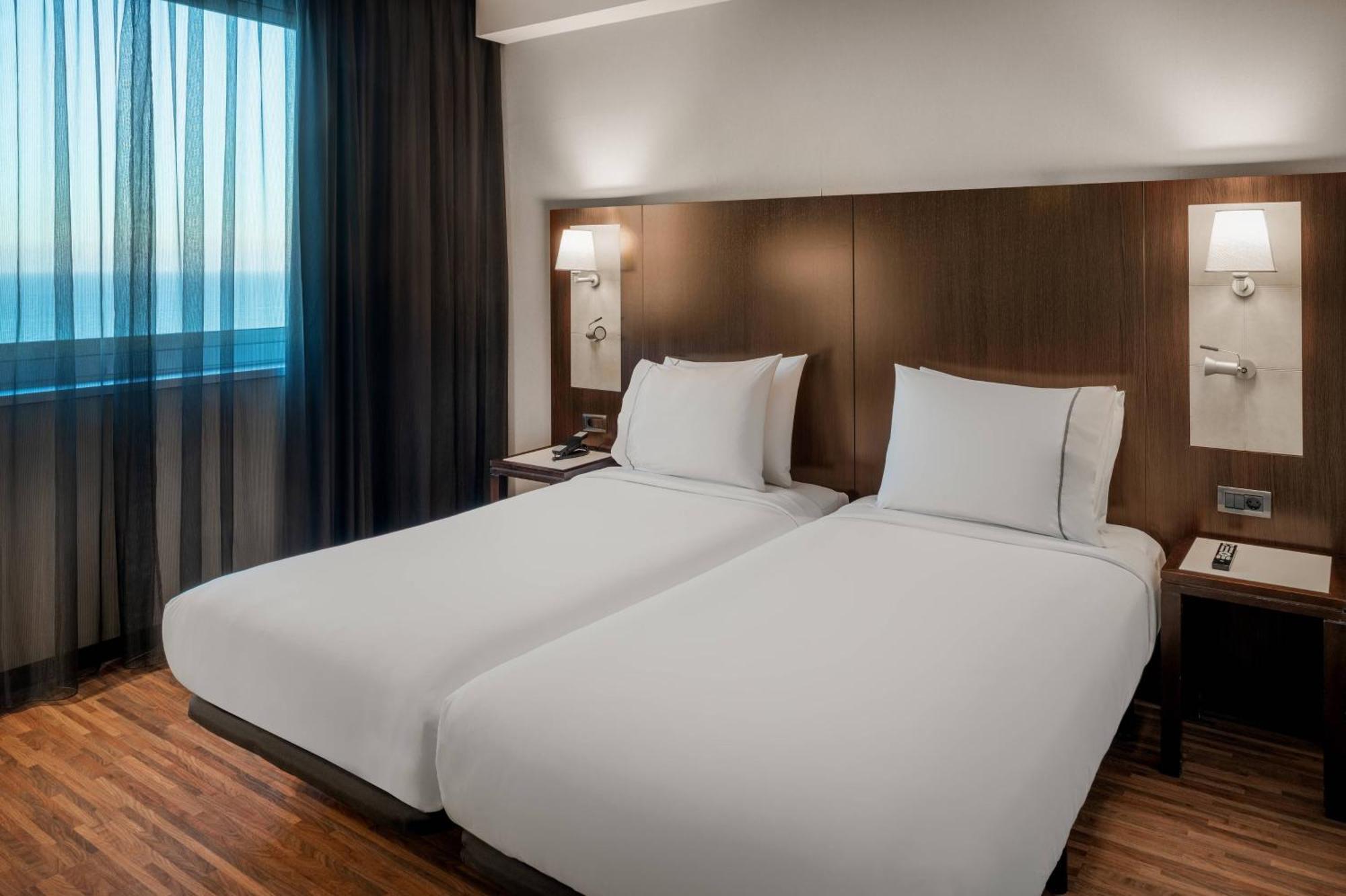 Ac Forum By Marriott Hotel 4*